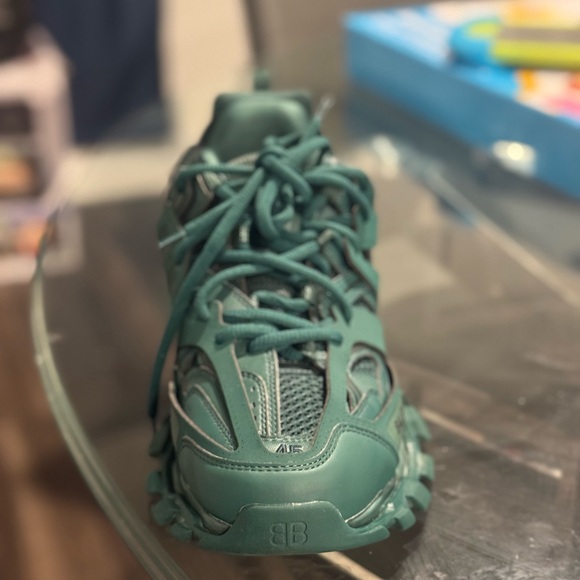 Balenciaga Track Runners - Picture 2 of 5